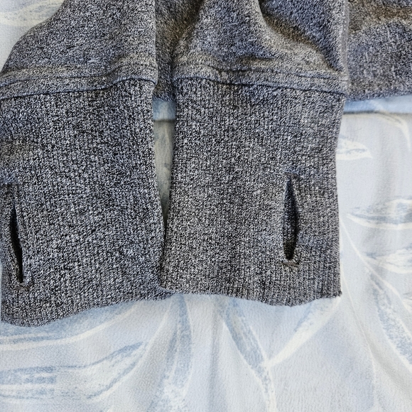 Lululemon wear with all jacket/hoodie - Picture 4 of 10